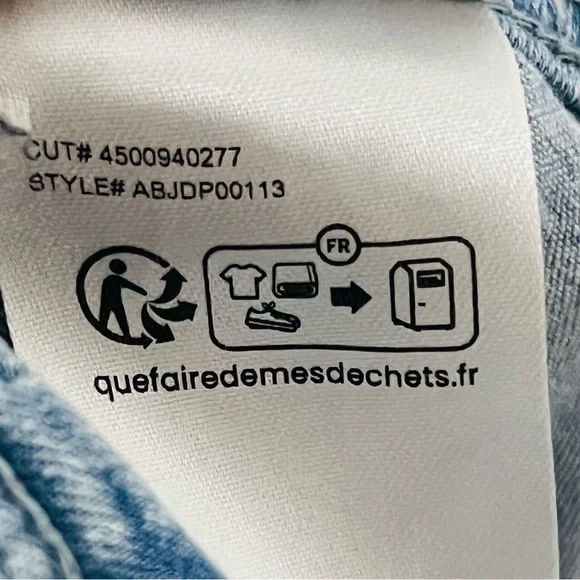 Billabong Light Blue Flare Jeans - Picture 7 of 9